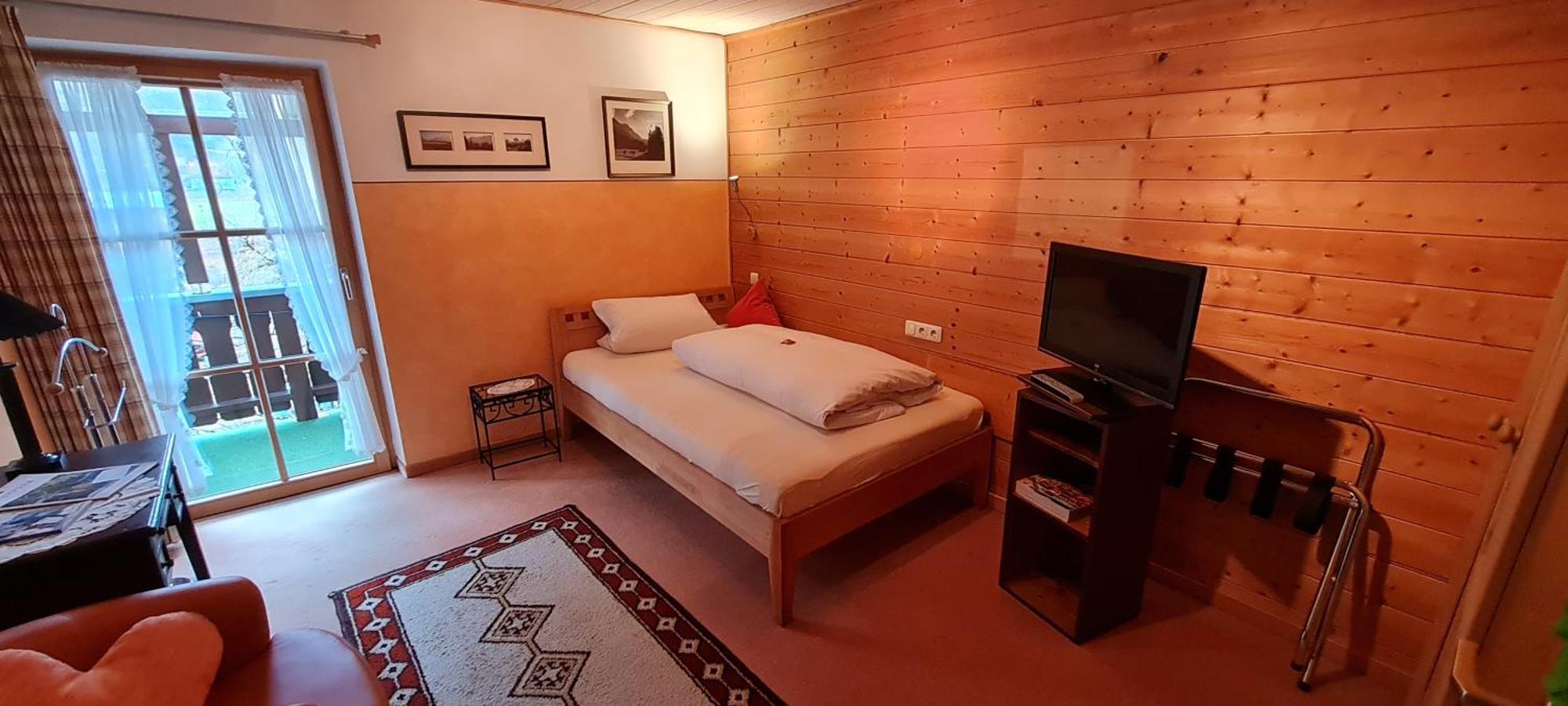 Gaestehaus Unruh Оберамергау Екстериор снимка
